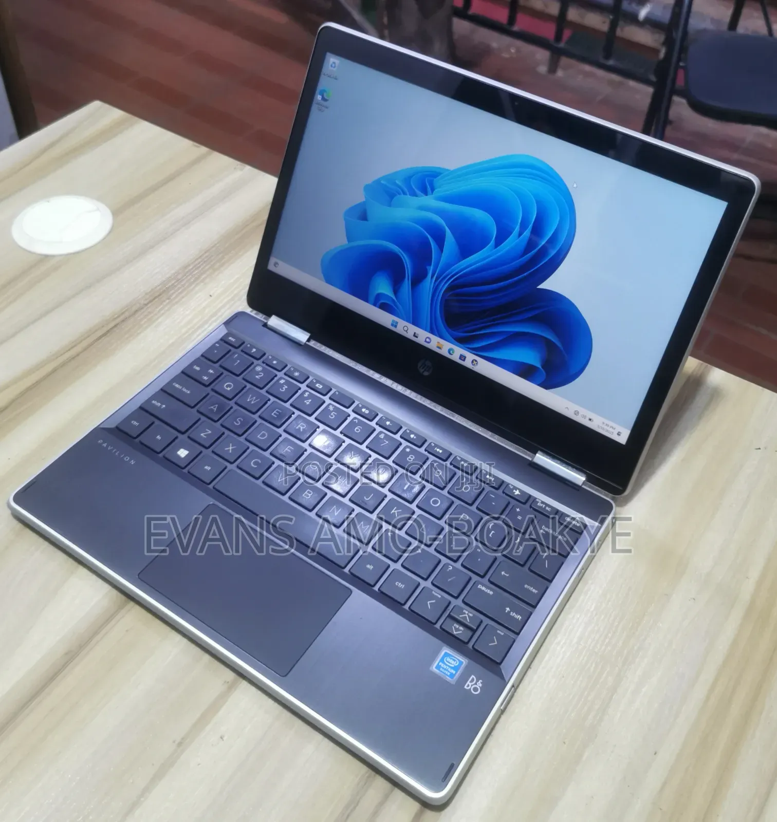 Laptop HP Pavilion X360 11 4GB Intel Pentium SSD 128GB