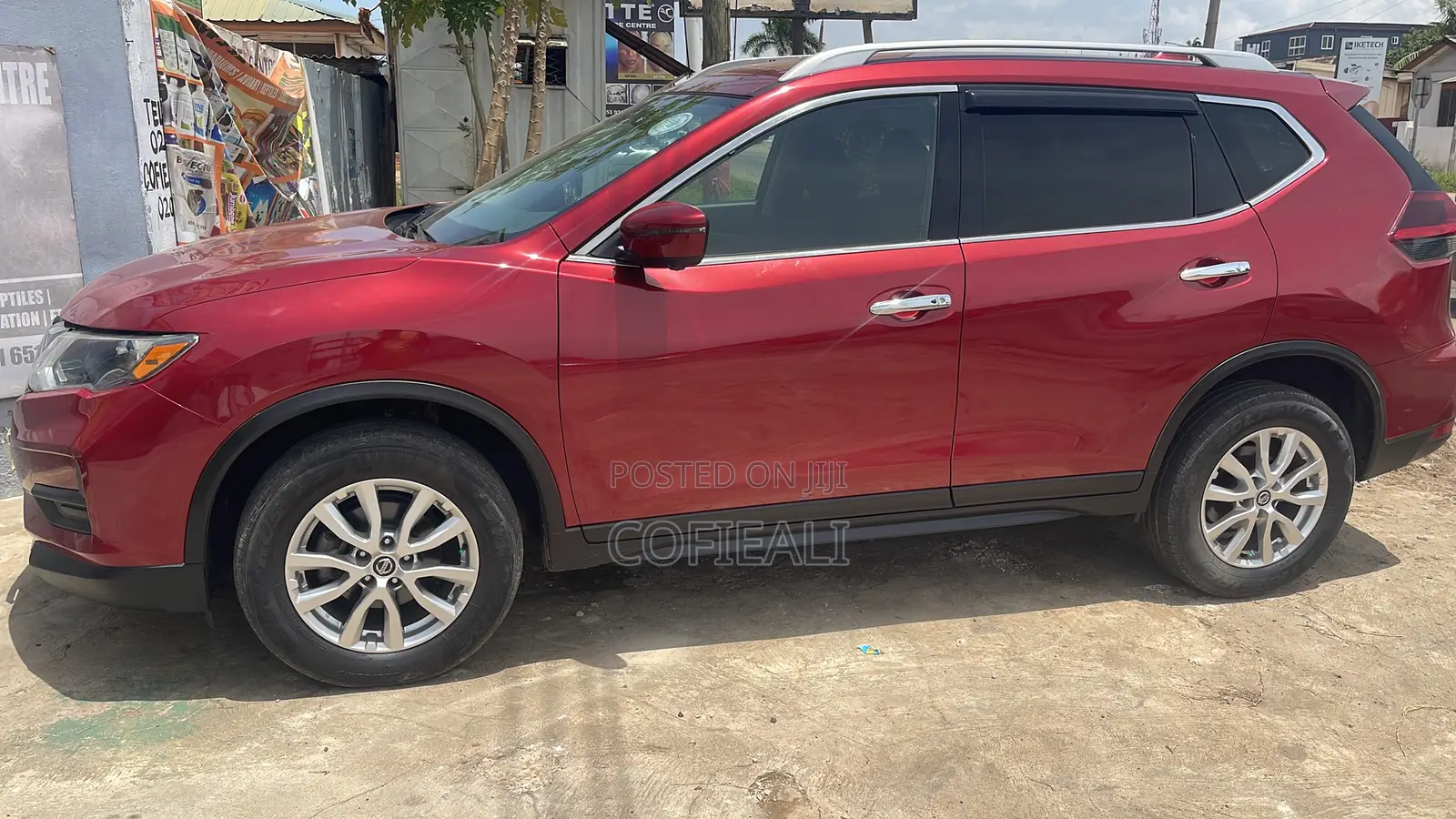 Nissan Rogue SV AWD 2018 Red