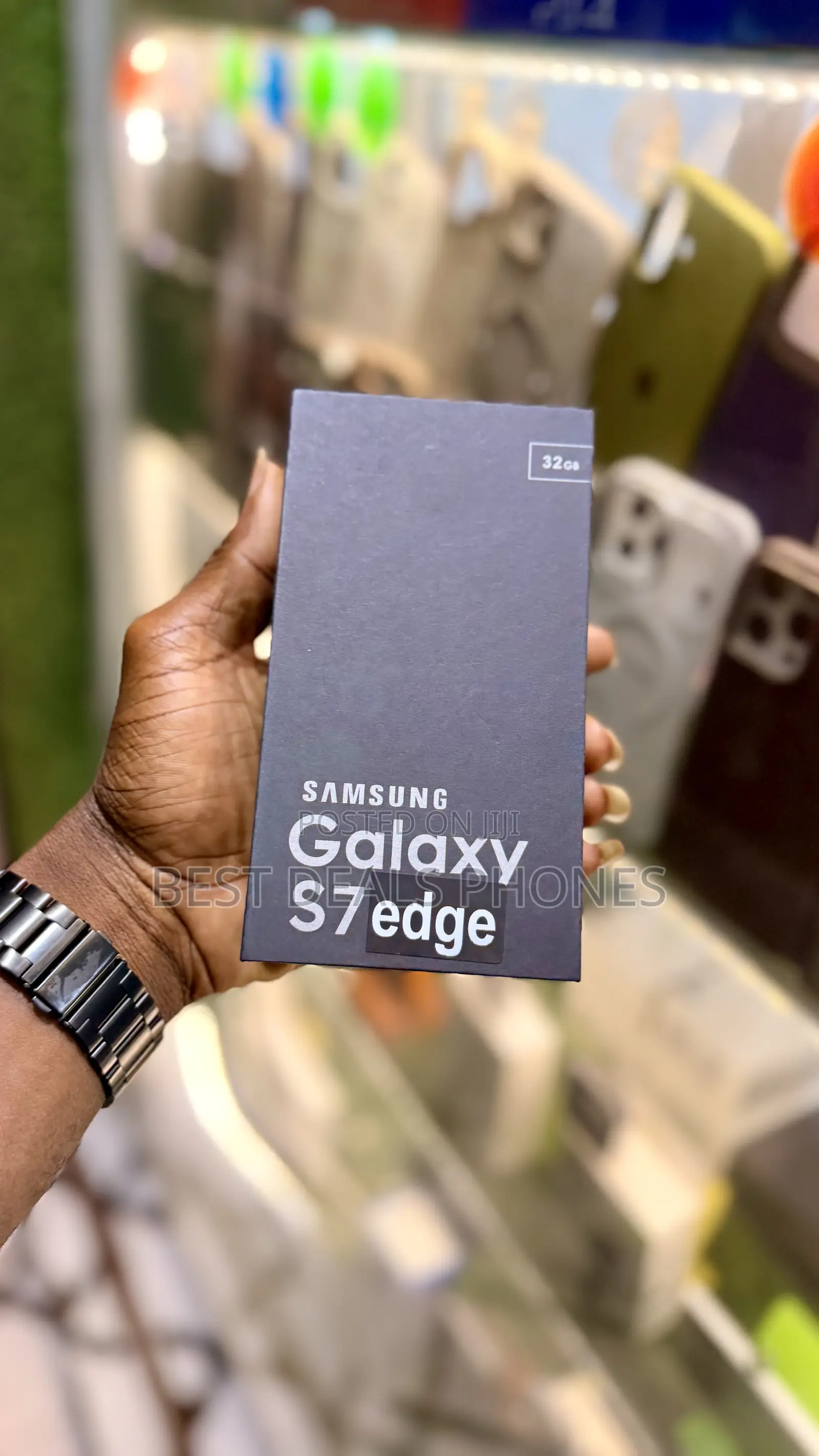 New Samsung Galaxy S7 edge 32 GB Gold
