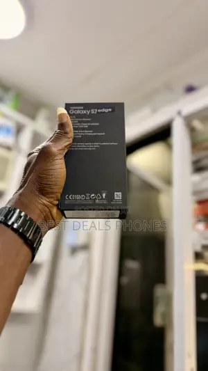 New Samsung Galaxy S7 edge 32 GB Silver