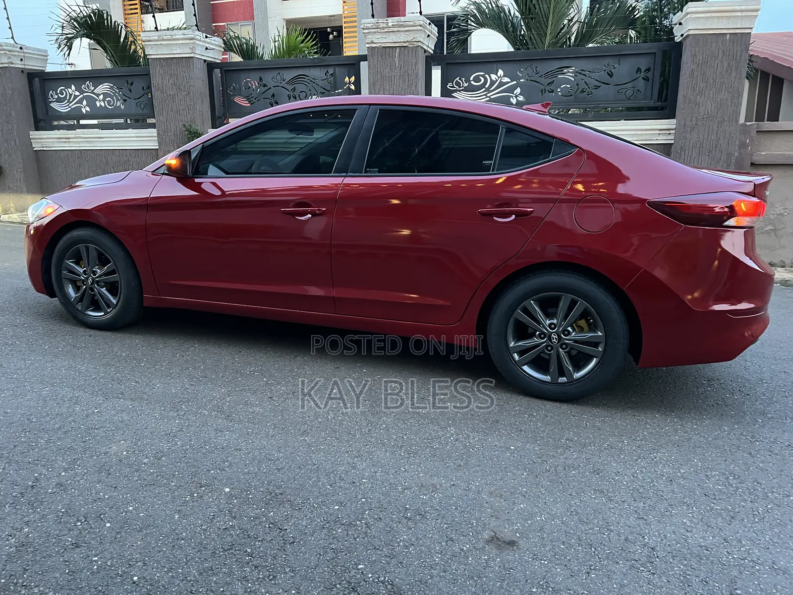 Hyundai Elantra 2017 Red