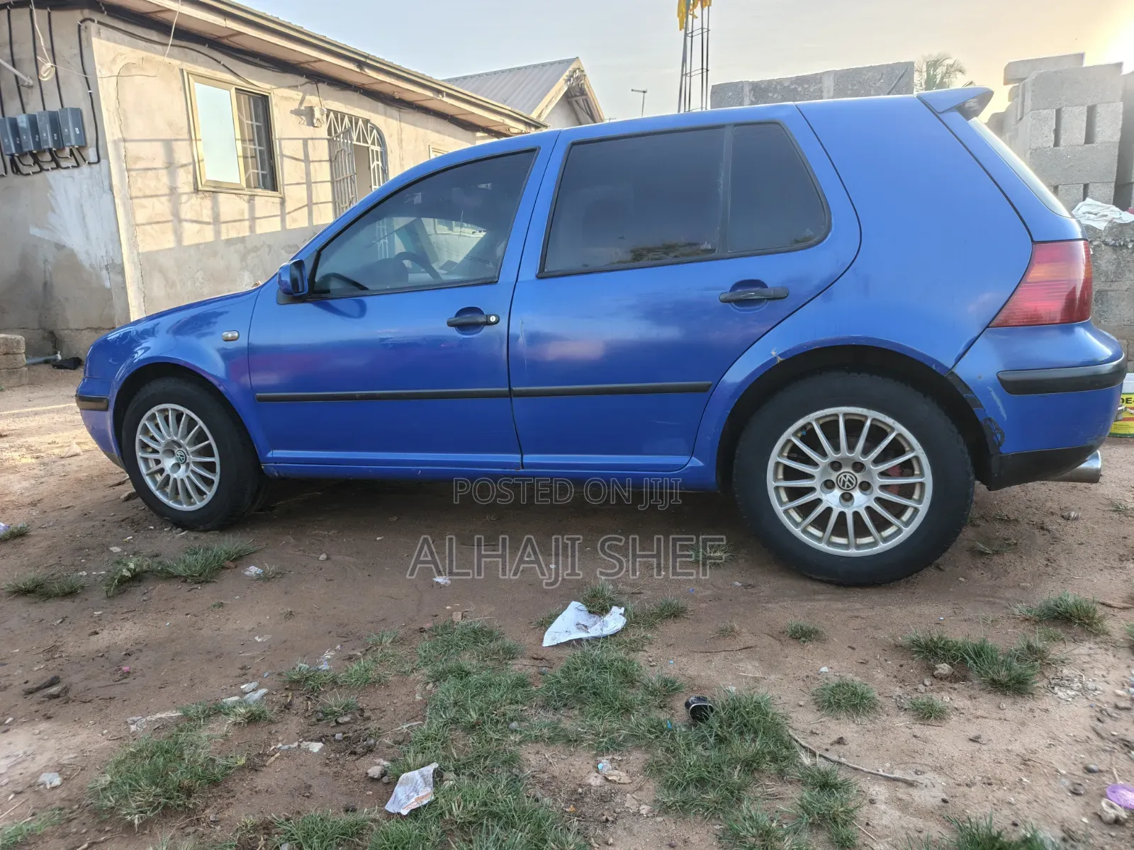 Volkswagen Golf 2004 Blue