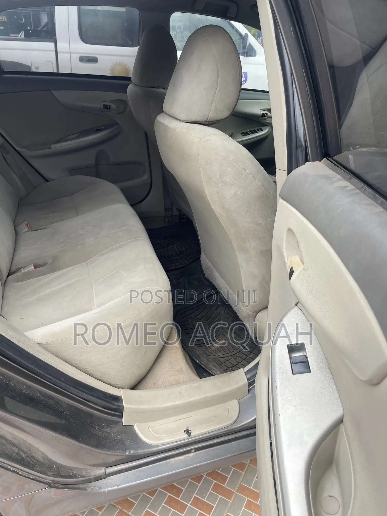 Toyota Corolla 2009 Gray