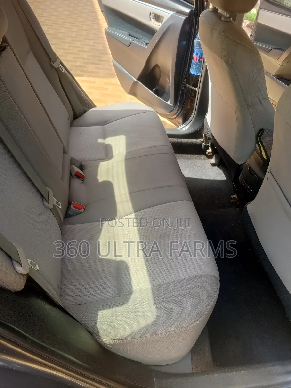 Toyota Corolla LE Eco 4dr Sedan (1.8L 4cyl CVT) 2016 Gray