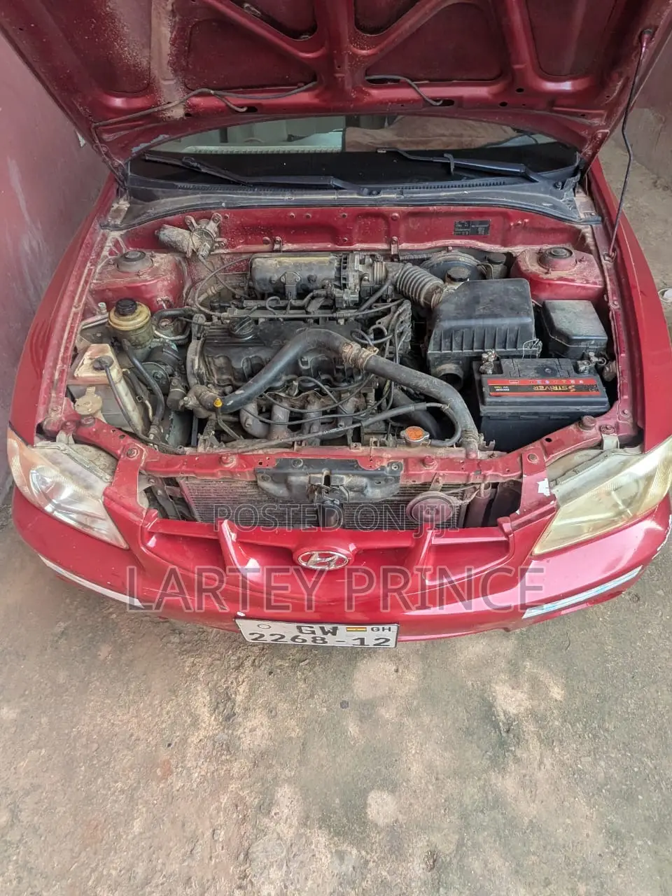Hyundai Verna 2012 Red