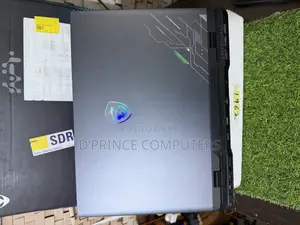 Laptop MSI Crosshair 17 32GB Intel Core i7 SSD 1T