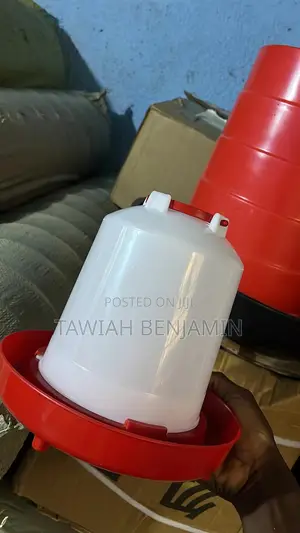 2.5 Litters Chicken Drinker