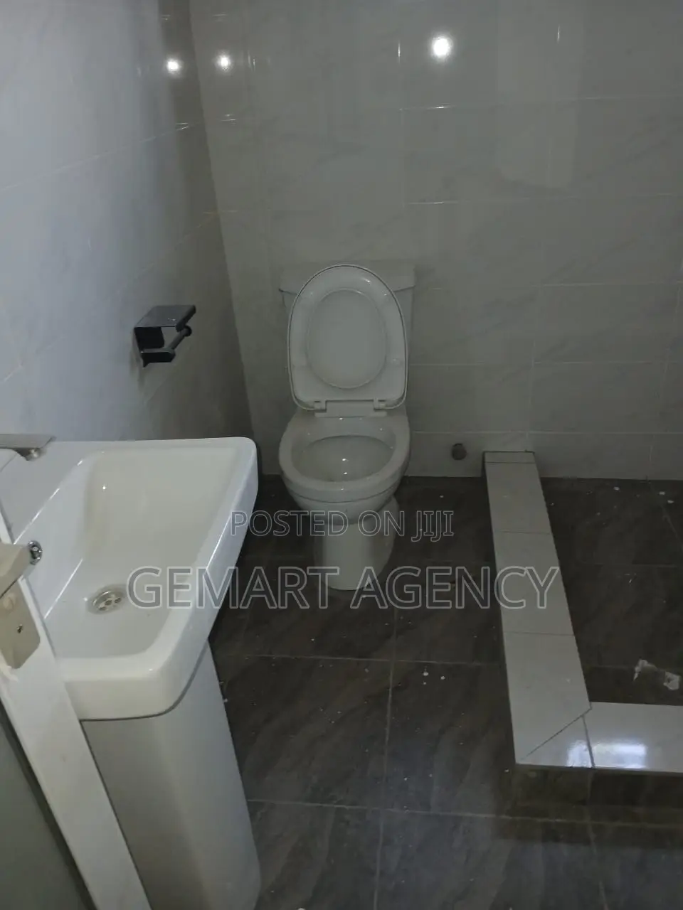 Furnished 3bdrm Apartment in Taifa No Way for rent
