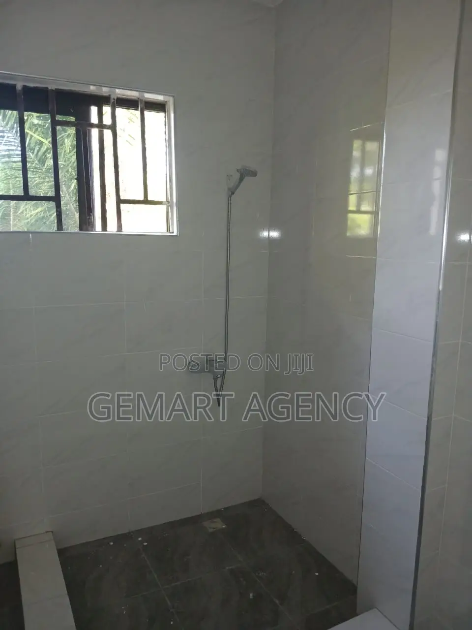 Furnished 3bdrm Apartment in Taifa No Way for rent