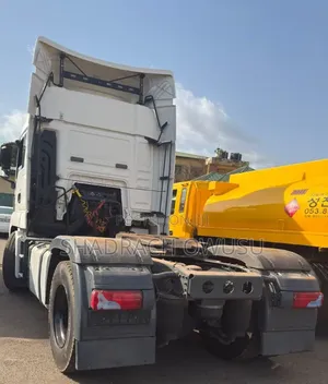 Truck Head
