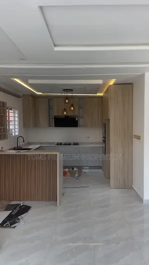 3bdrm House in West Trassaco, Ashaley Botwe for sale