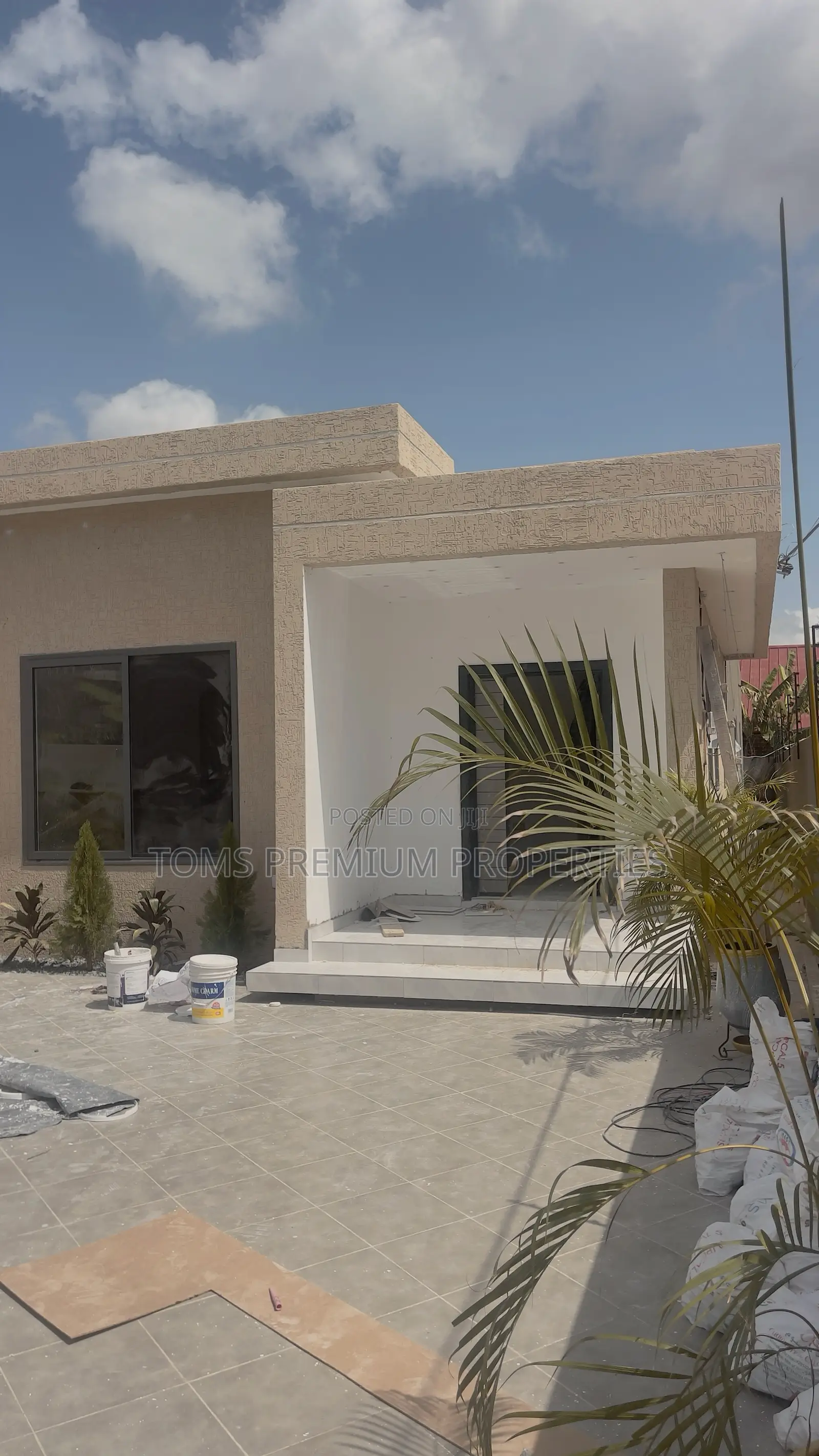 3bdrm House in West Trassaco, Ashaley Botwe for sale