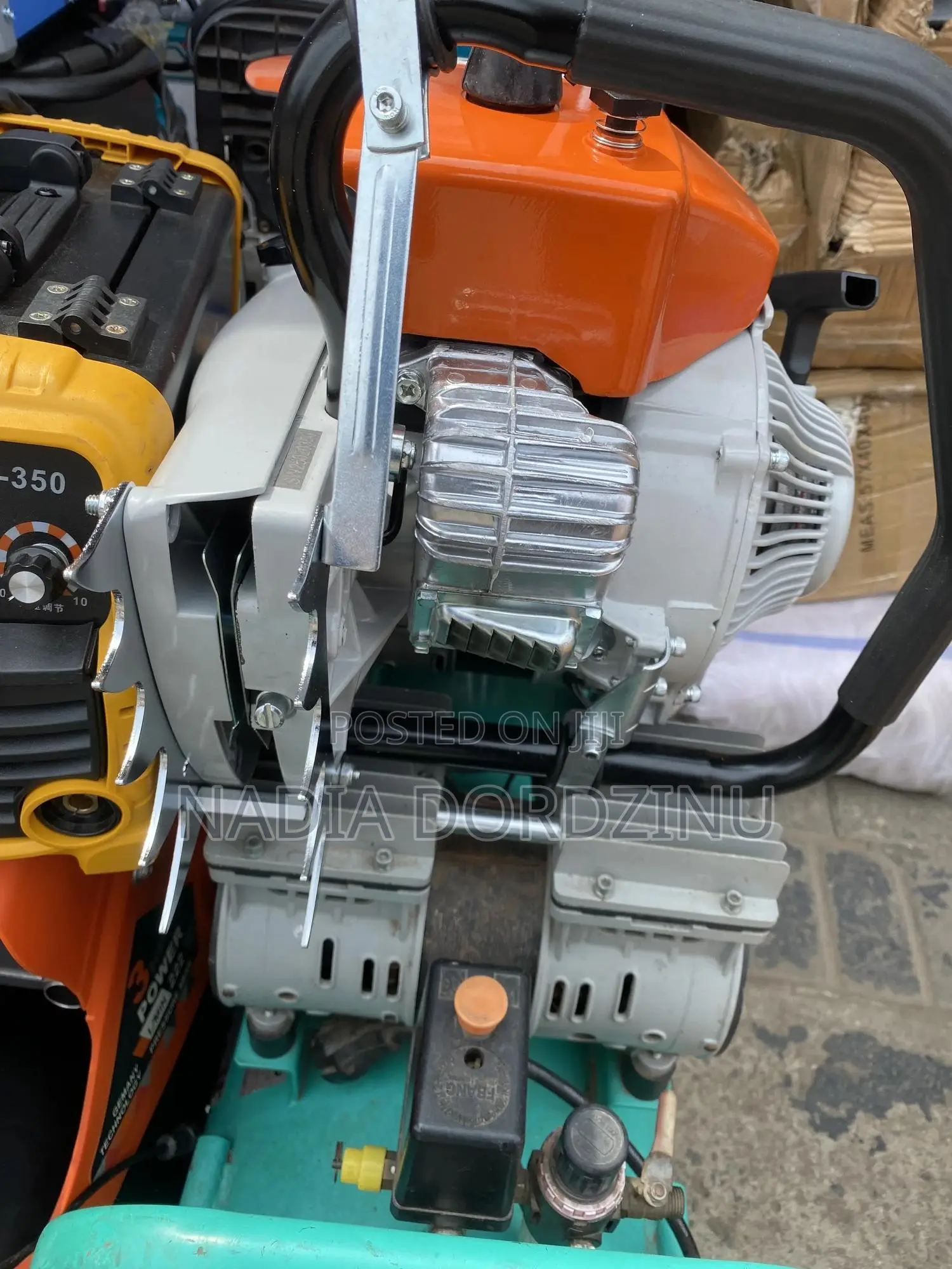 Chain Saw Machine