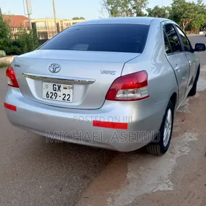 Toyota Yaris 1.5 Automatic 2009 Silver