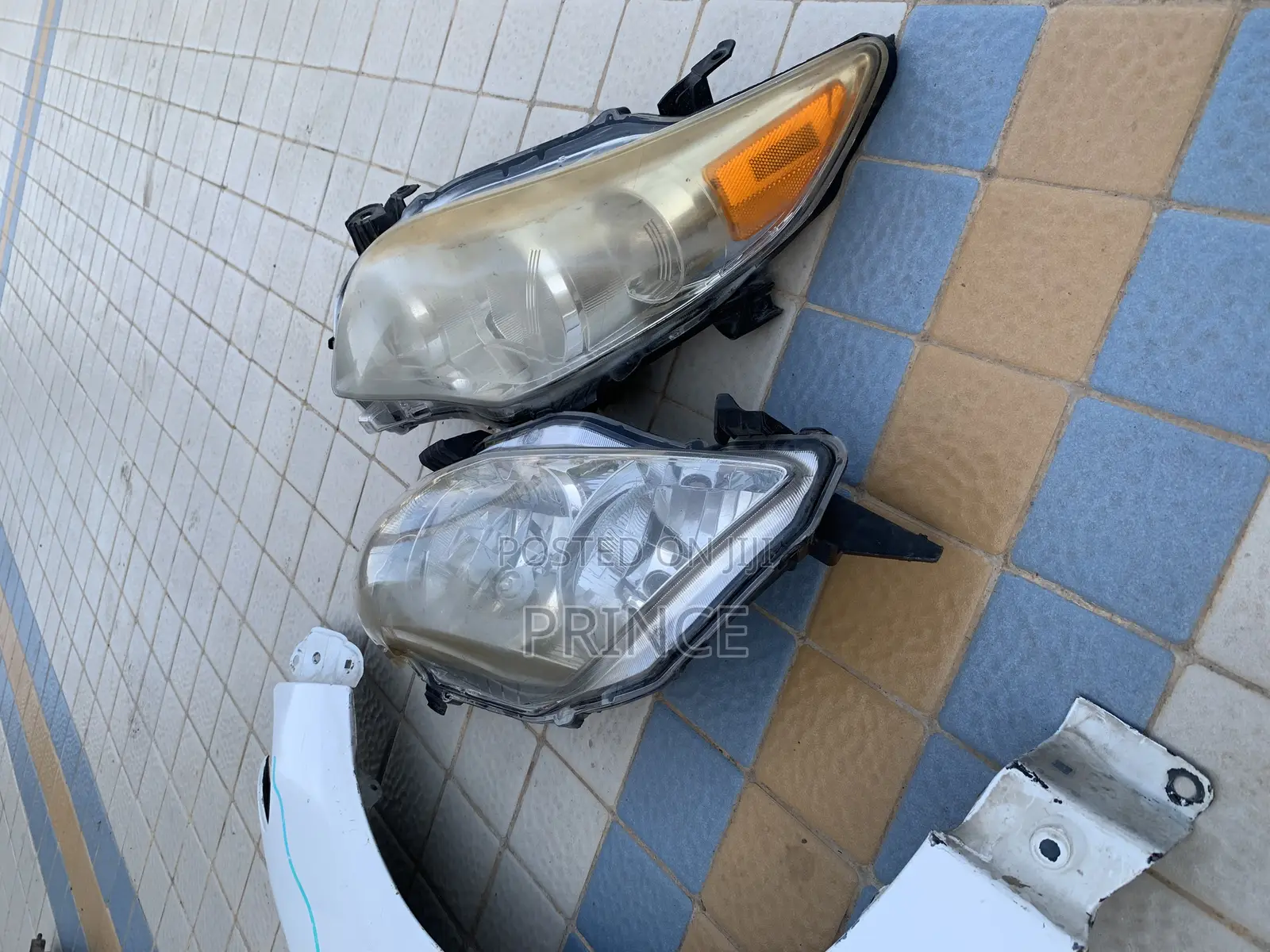 Corolla 2012 Headlight