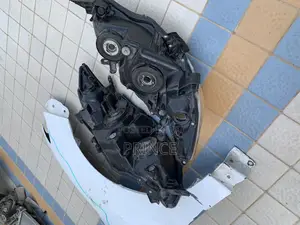 Corolla 2012 Headlight