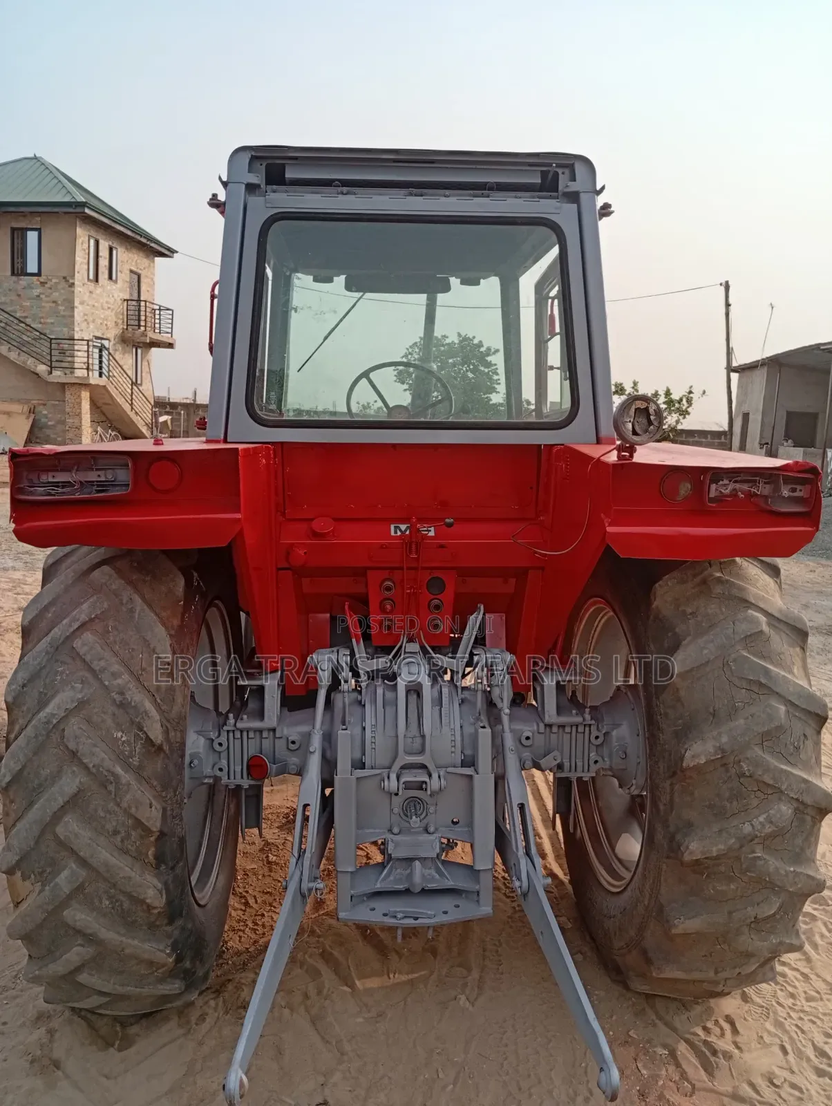 Massay Ferguson 590