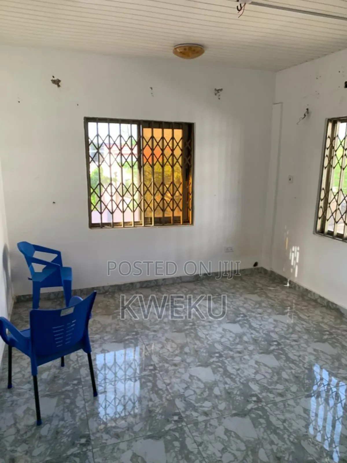 1bdrm Apartment in Estate Agency, Baatsona Total for rent