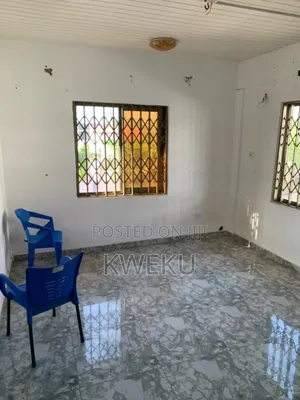 1bdrm Apartment in Estate Agency, Baatsona Total for rent