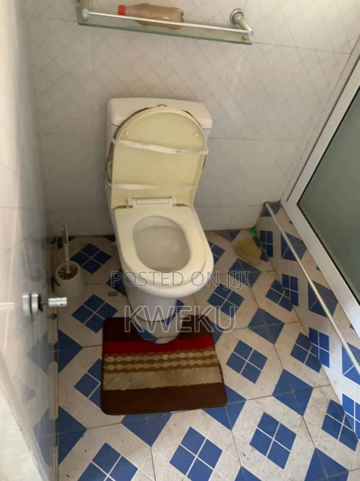 1bdrm Apartment in Estate Agency, Baatsona Total for rent