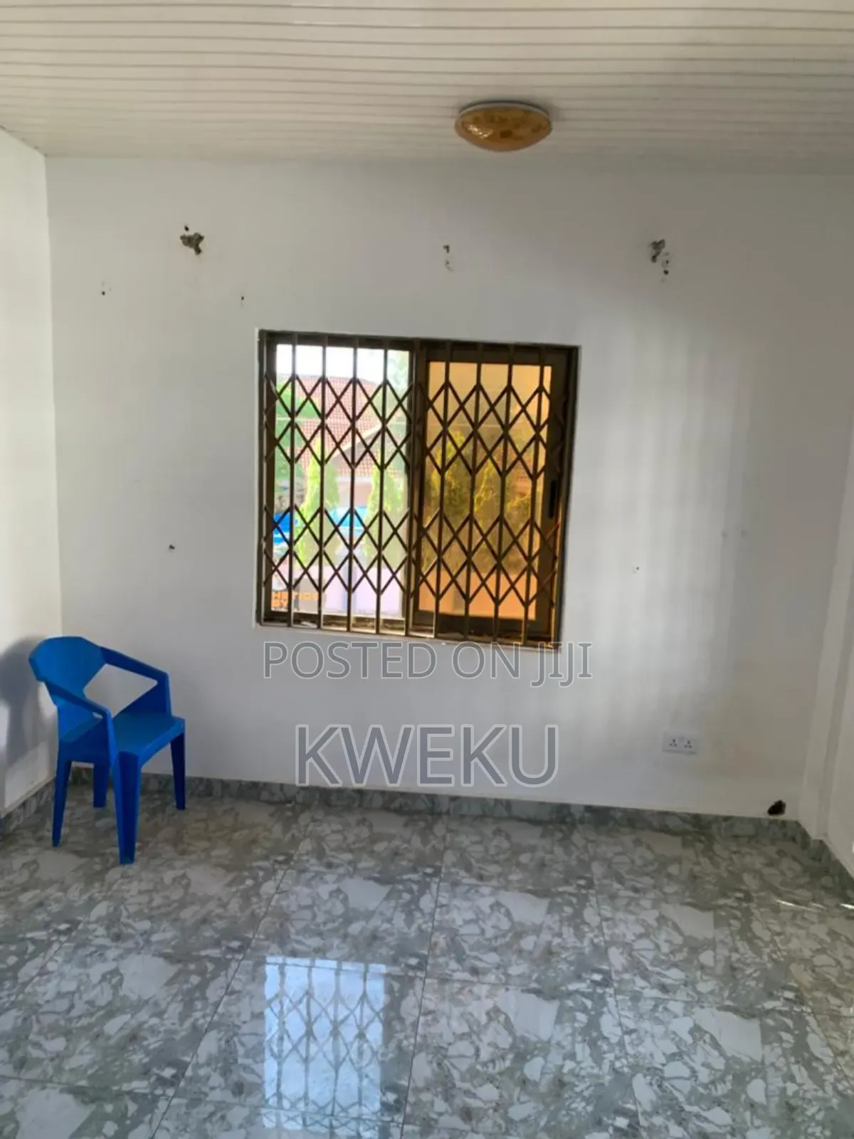 1bdrm Apartment in Estate Agency, Baatsona Total for rent