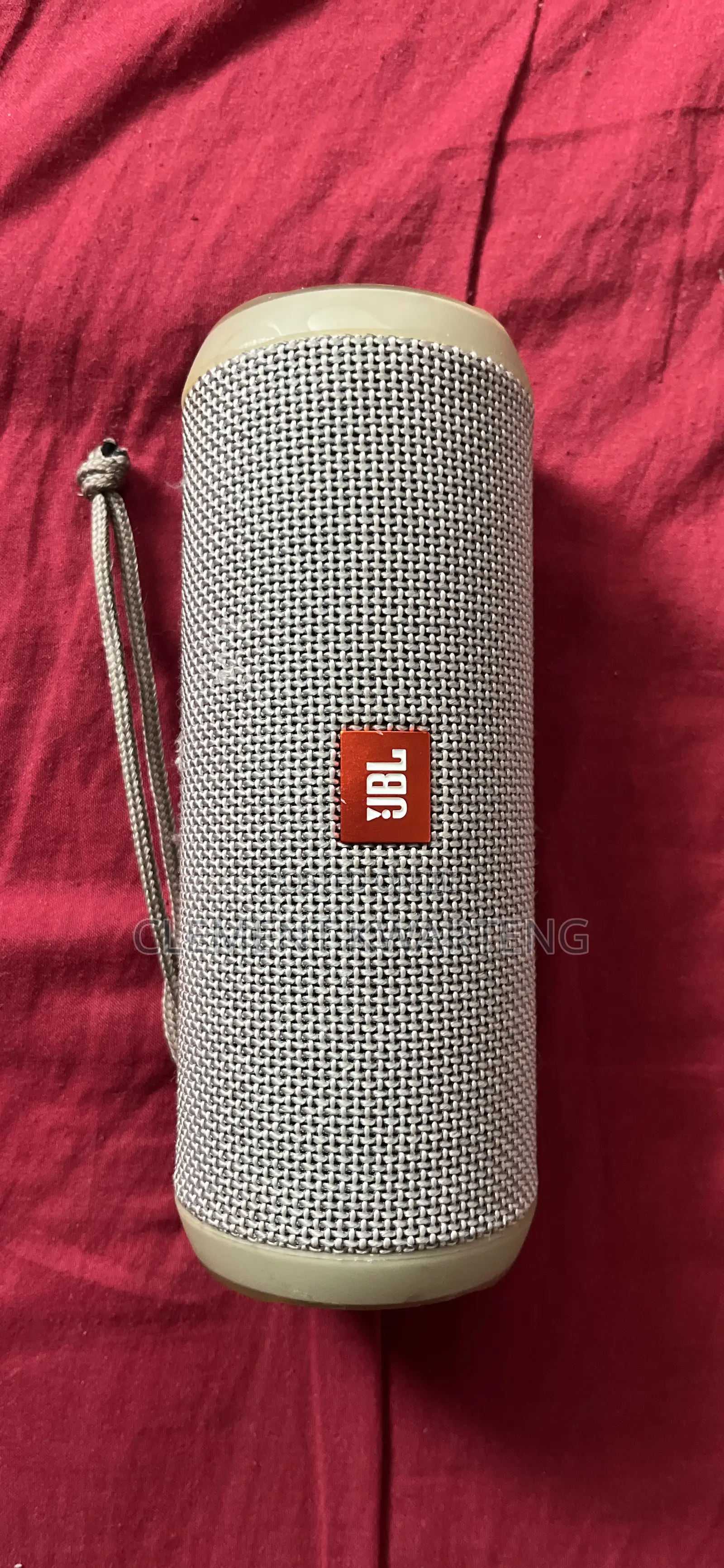 JBL Flip 3 Bluetooth Speaker