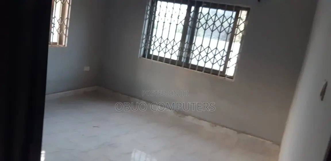 3bdrm House in Appolonia City for sale