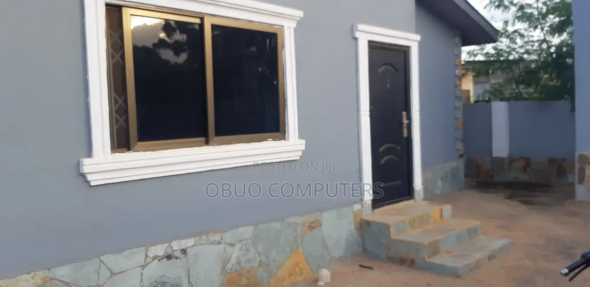3bdrm House in Appolonia City for sale