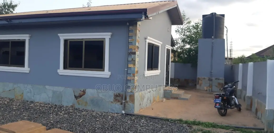 3bdrm House in Appolonia City for sale