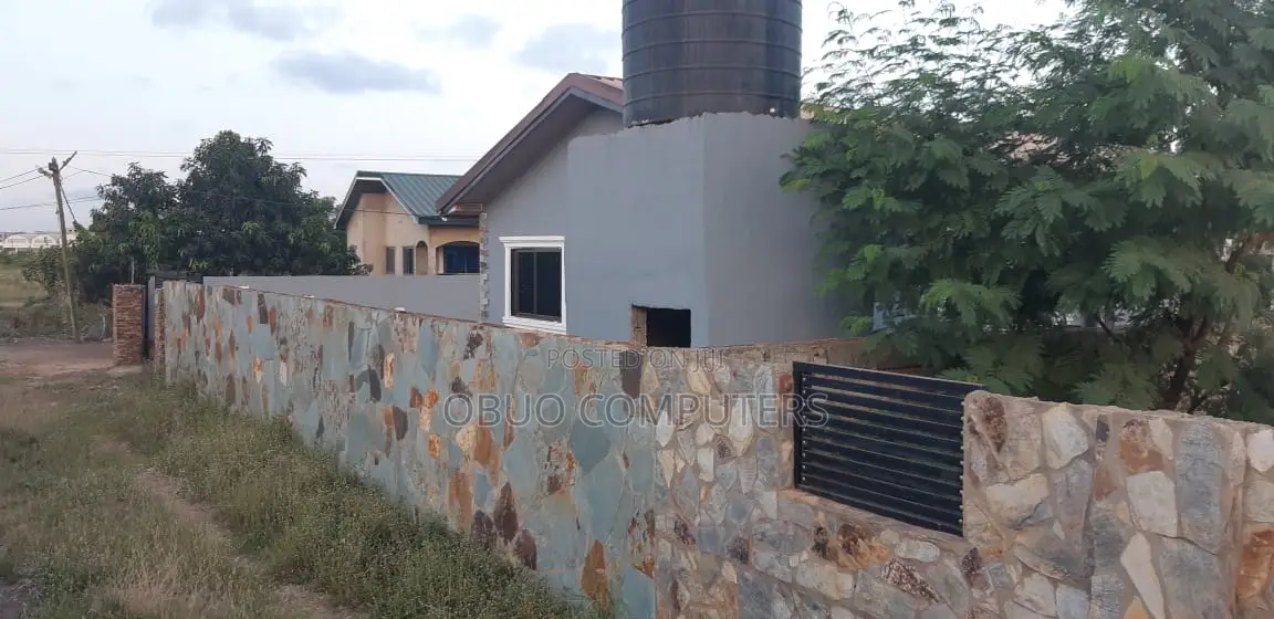 3bdrm House in Appolonia City for sale