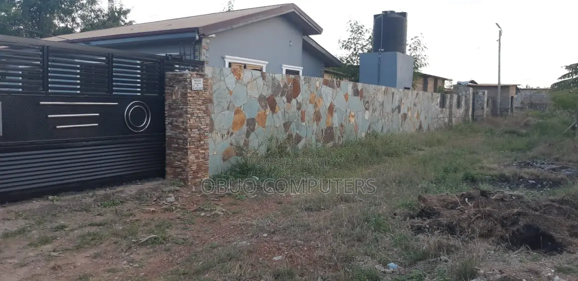 3bdrm House in Appolonia City for sale