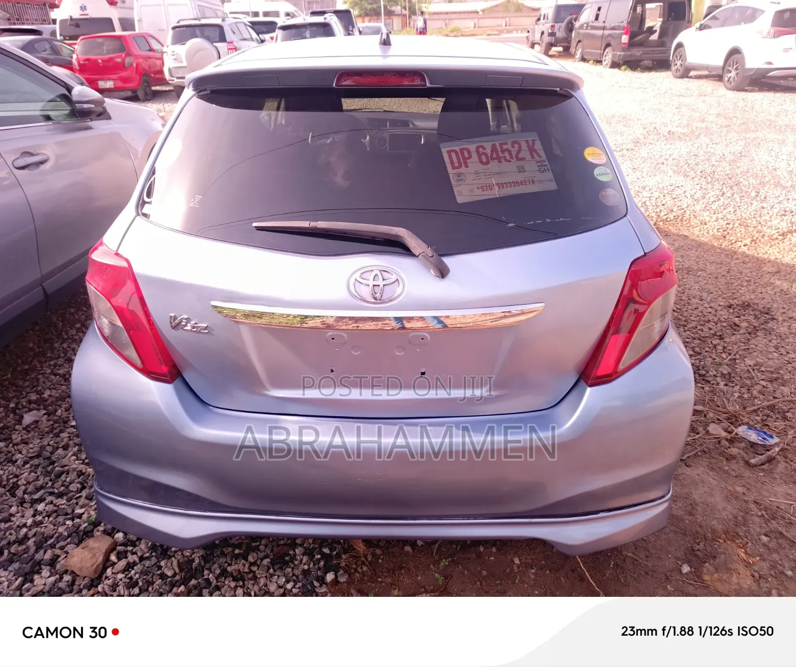 Toyota Vitz 1.0 FWD 5dr 2013 Silver