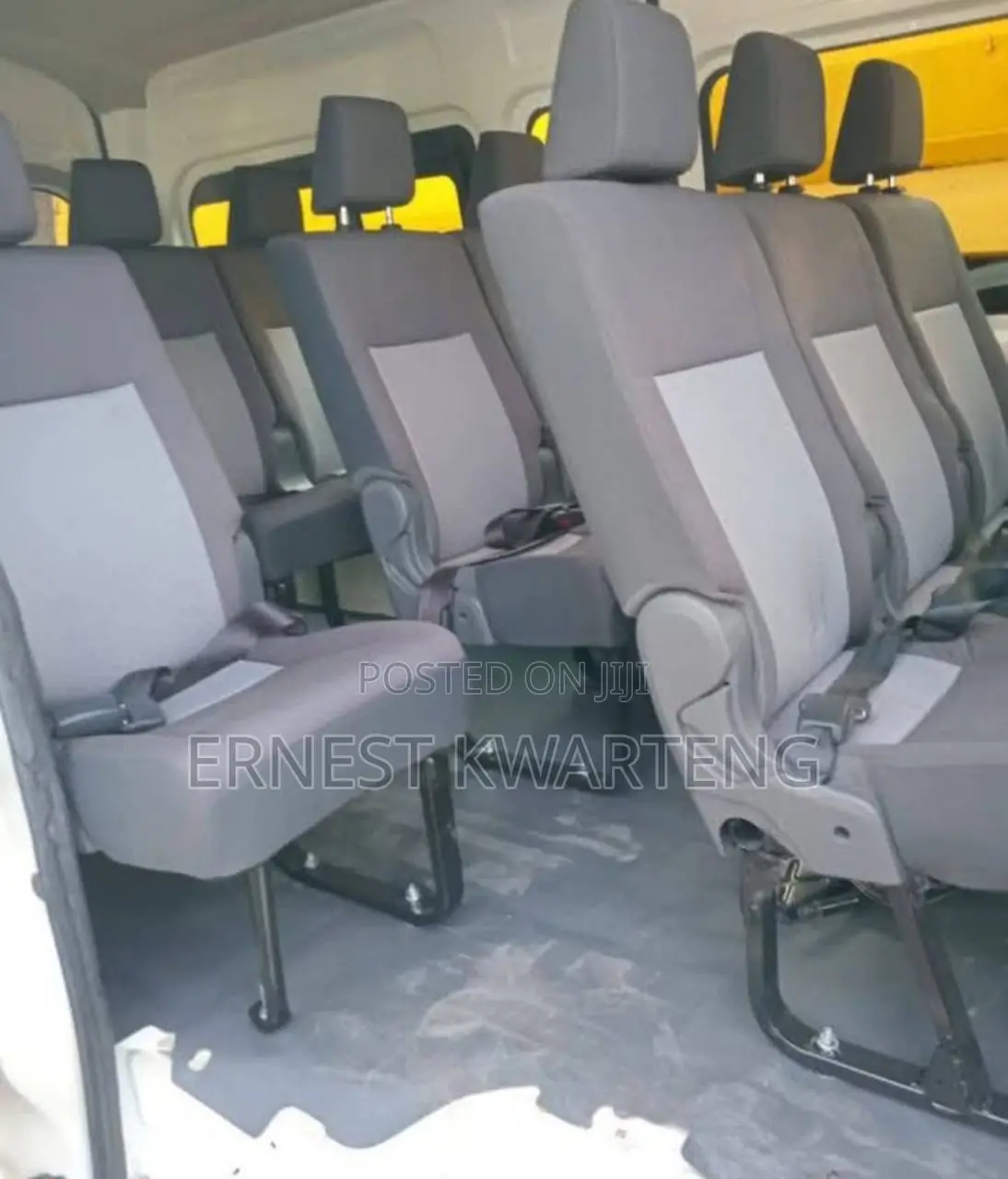 Toyota HiAce 2021 White