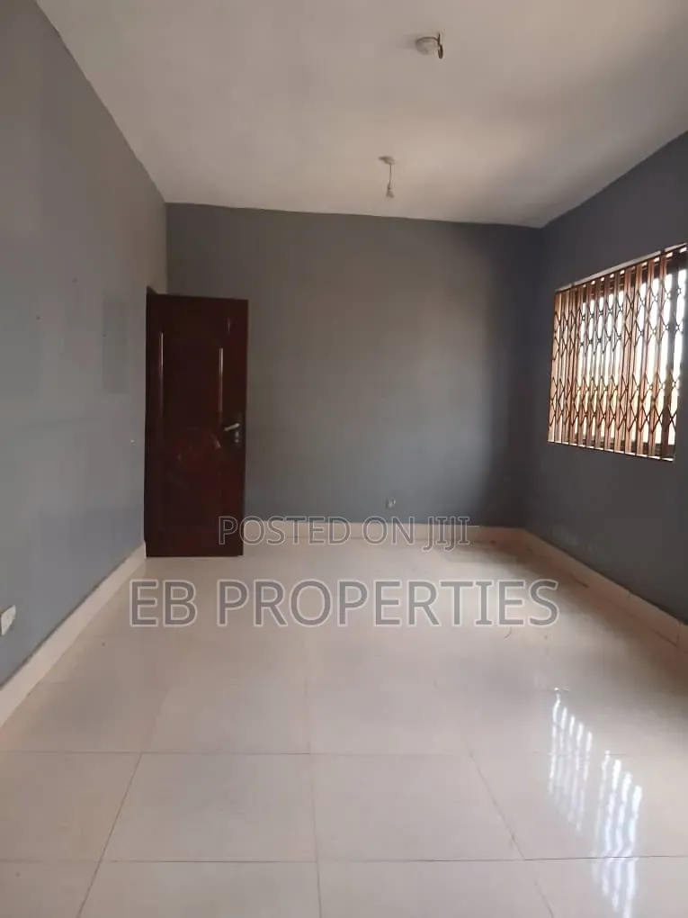 3bdrm House in Taifa, Market for rent