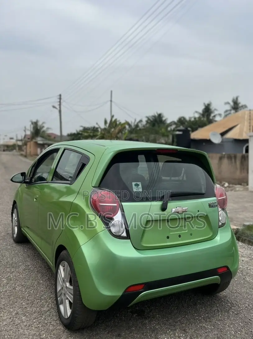 Chevrolet Spark 2015 Green