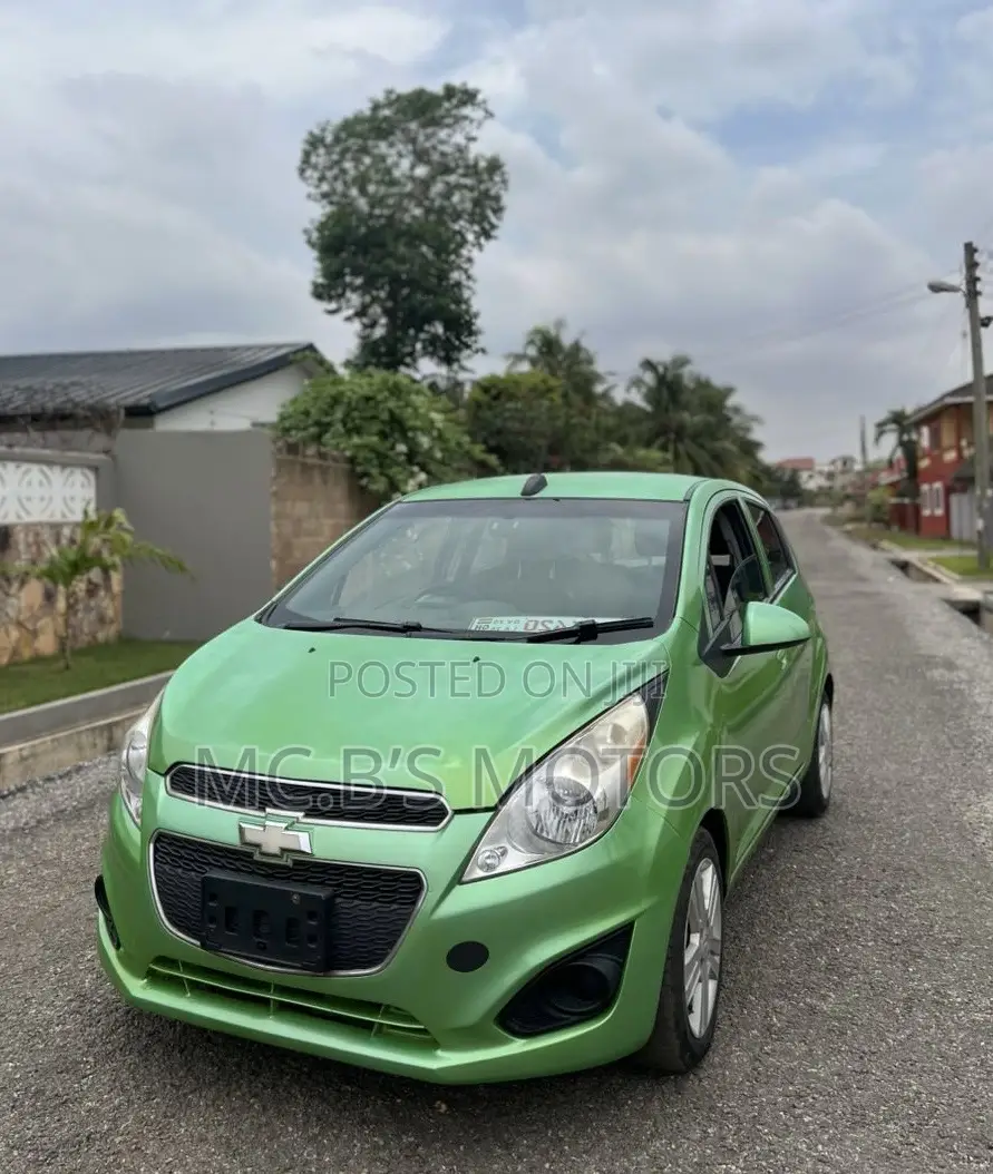Chevrolet Spark 2015 Green