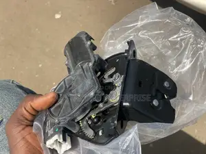 Mitsubishi Outlander 2022 2023 2024 2025 Boot Lock