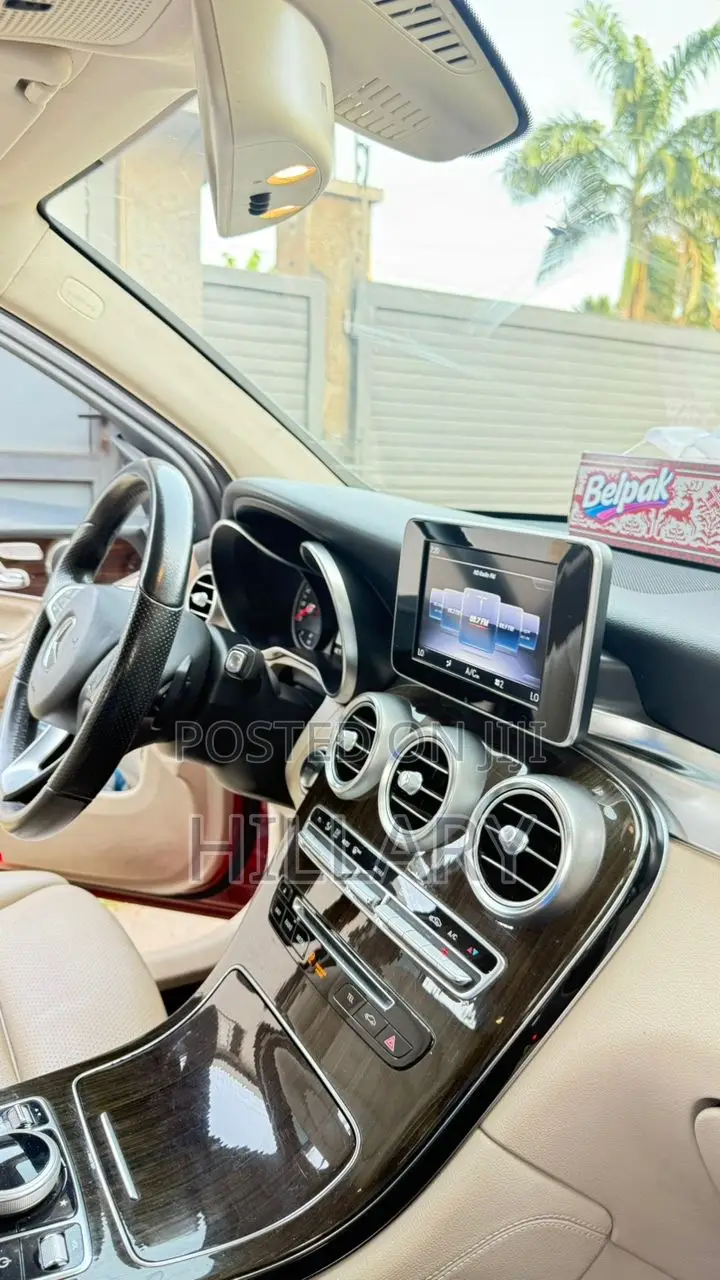 Mercedes-Benz GLC-Class 2019 Red
