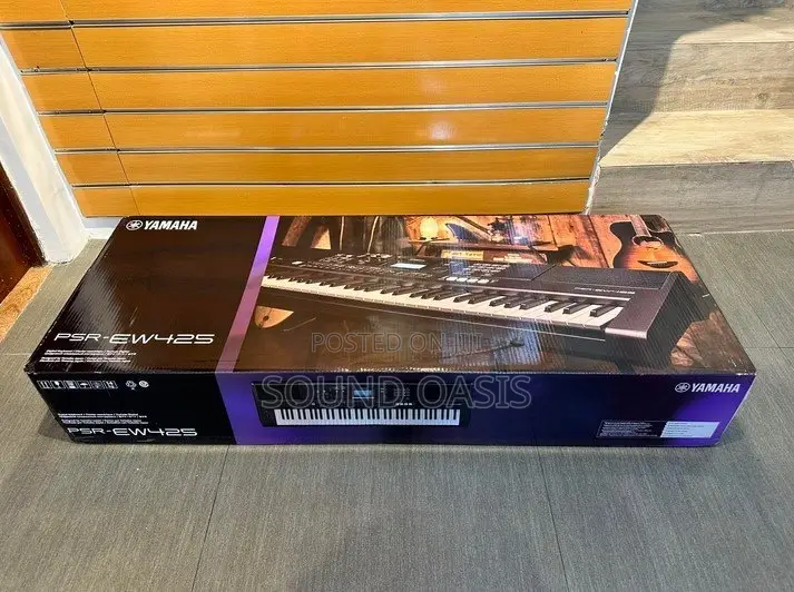Yamaha PSR-Ew425 76-Key Portable Keyboard
