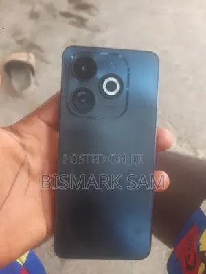 Infinix Smart 8 64 GB Black