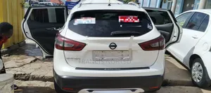 Nissan Qashqai 2017 White