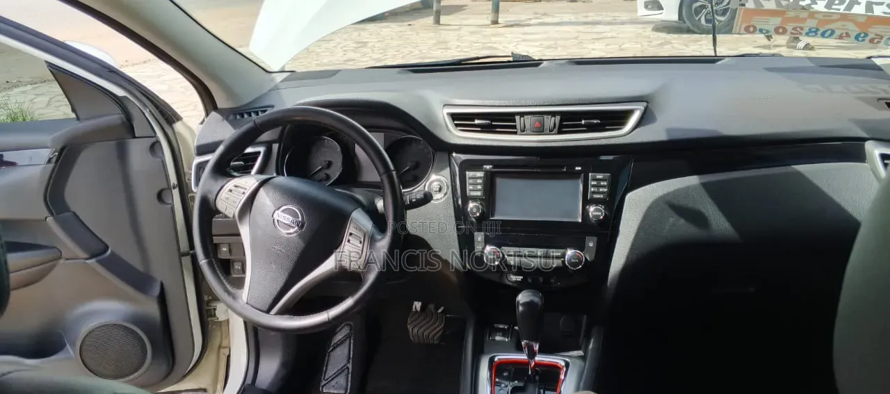 Nissan Qashqai 2017 White