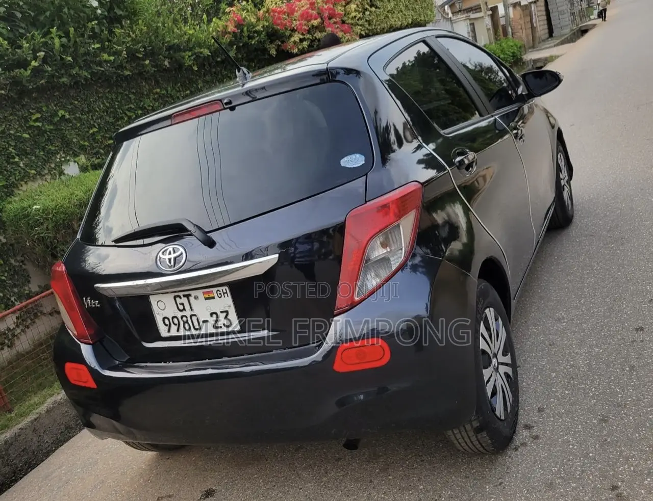 Toyota Vitz 1.3 AWD 3dr 2013 Black