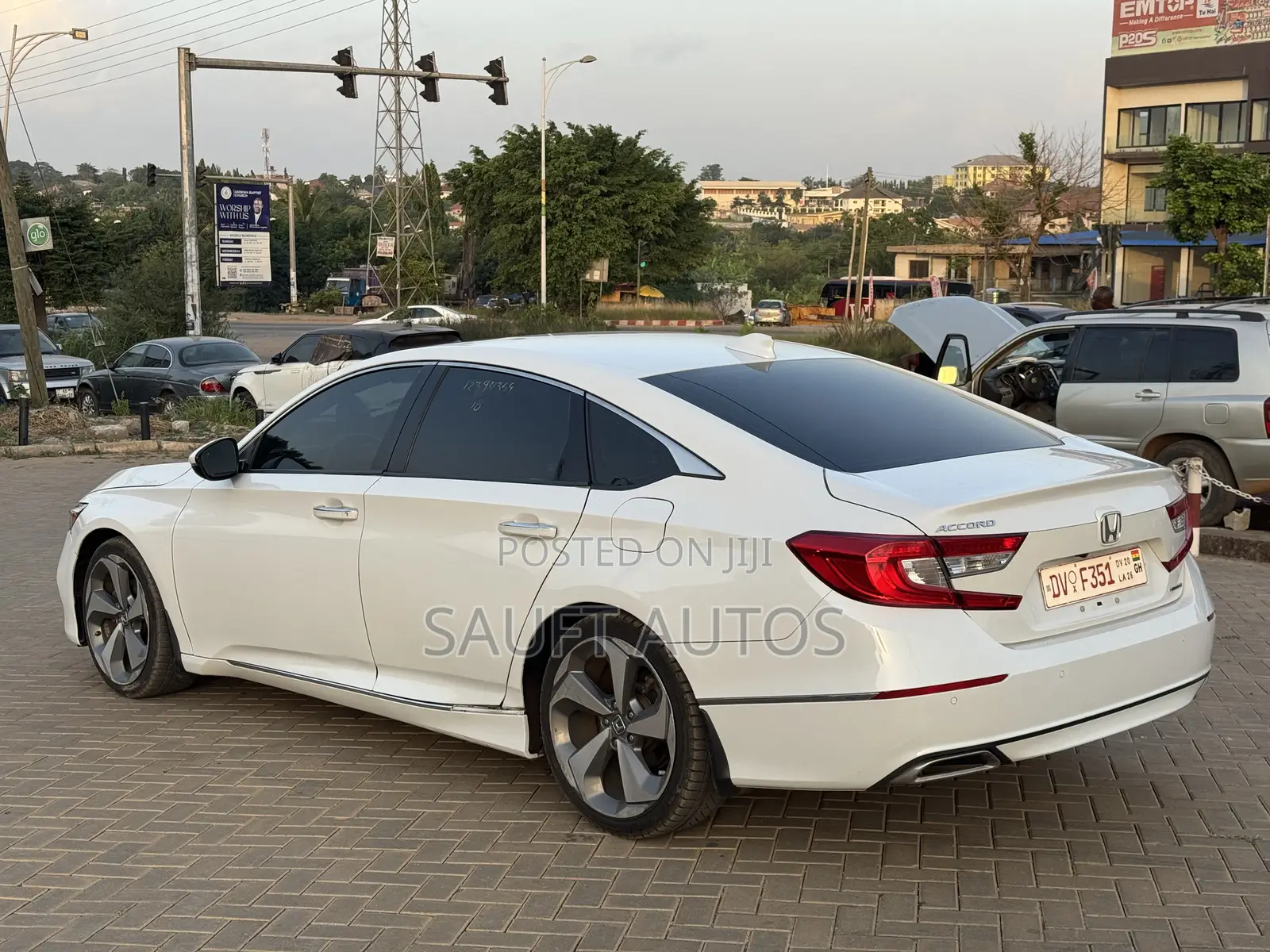 Honda Accord Touring 2018 White