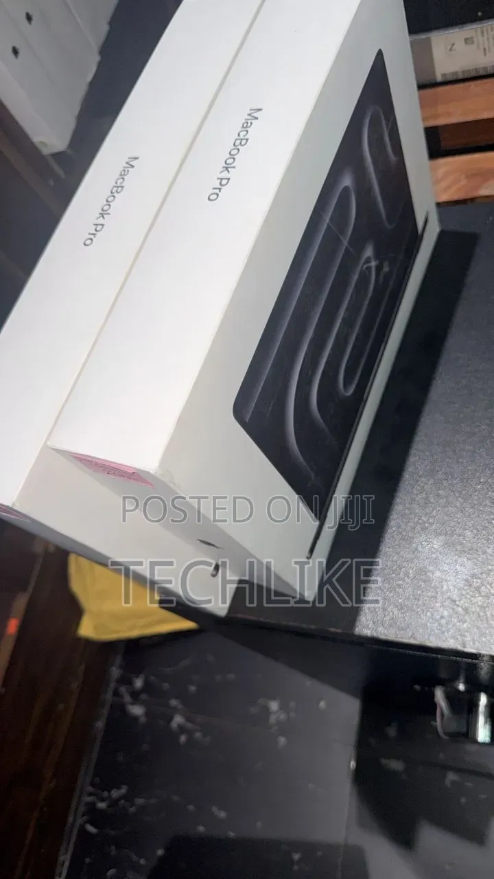 New Apple MacBook Pro 2026 M5 Pro 16-inch 24GB Apple M5 Pro SSD 1T