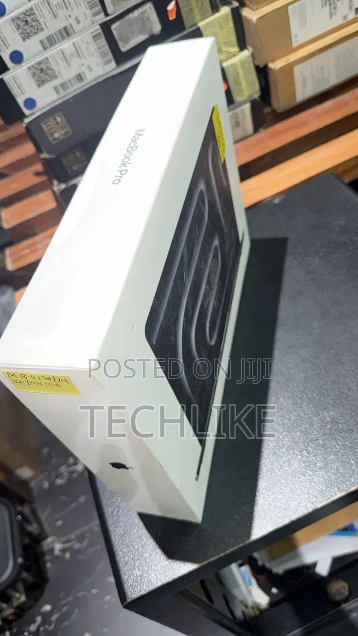 New Apple MacBook Pro 2026 M5 Pro 16-inch 24GB Apple M5 Pro SSD 1T