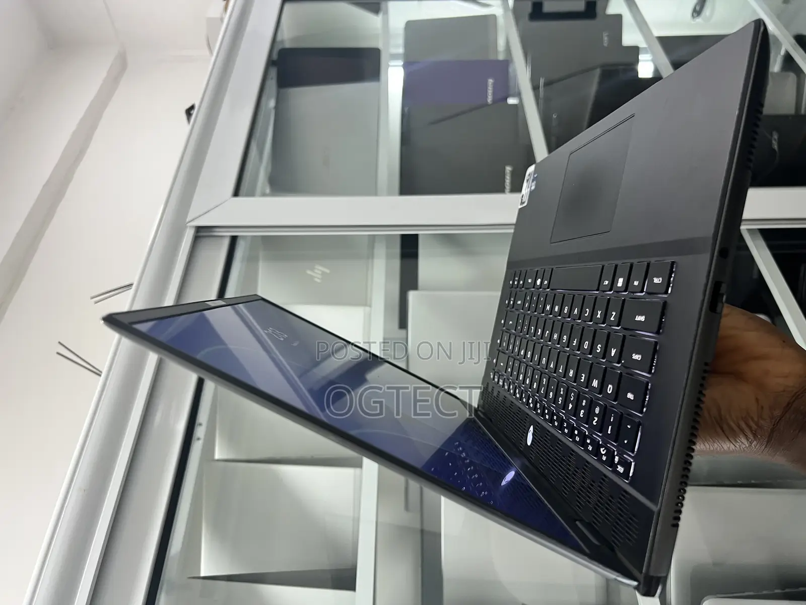 Laptop Alienware M16 R2 16GB Intel Core Ultra 7 SSD 1T