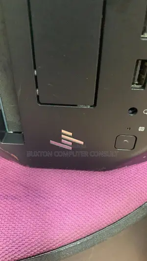 Desktop Computer HP Z2 16GB Intel Core i7 HDD+SSD 256GB