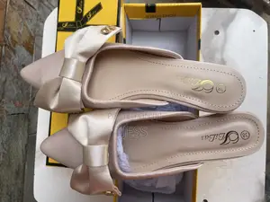 Women’S Bow Mules/Flats With Pointed Front