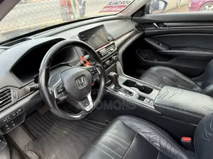Honda Accord Touring 2018 Black